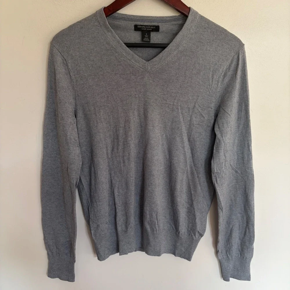 Banana Republic Luxury Blend Silk Cotton Cashmere V-Neck Sweater Grey Mens Small